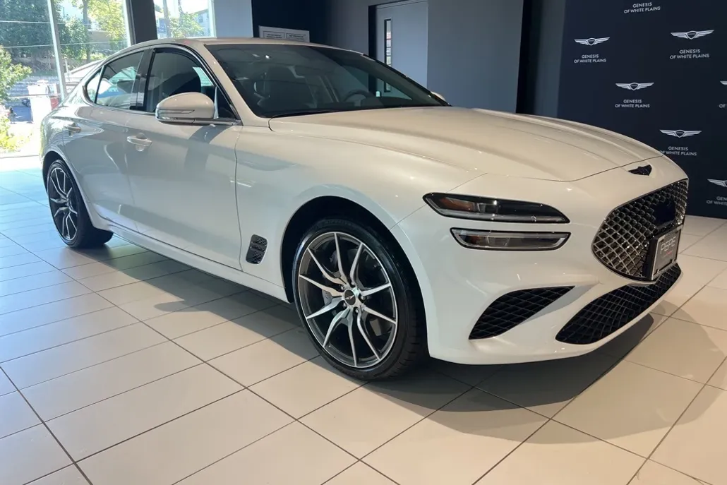 2025 Genesis G70 2.5T photo 1