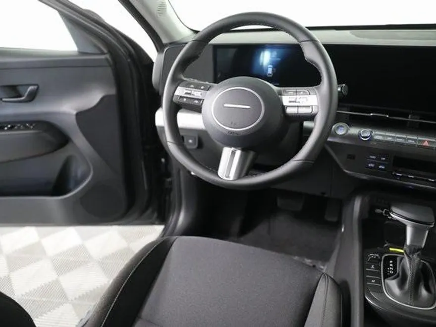 2026 Hyundai Kona SEL photo 1