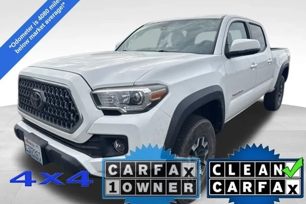 2019 Toyota Tacoma TRD Off-Road V6 photo 1
