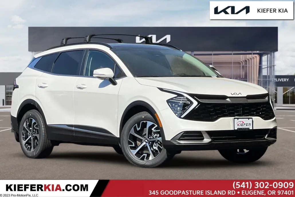 2025 Kia Sportage EX photo 1