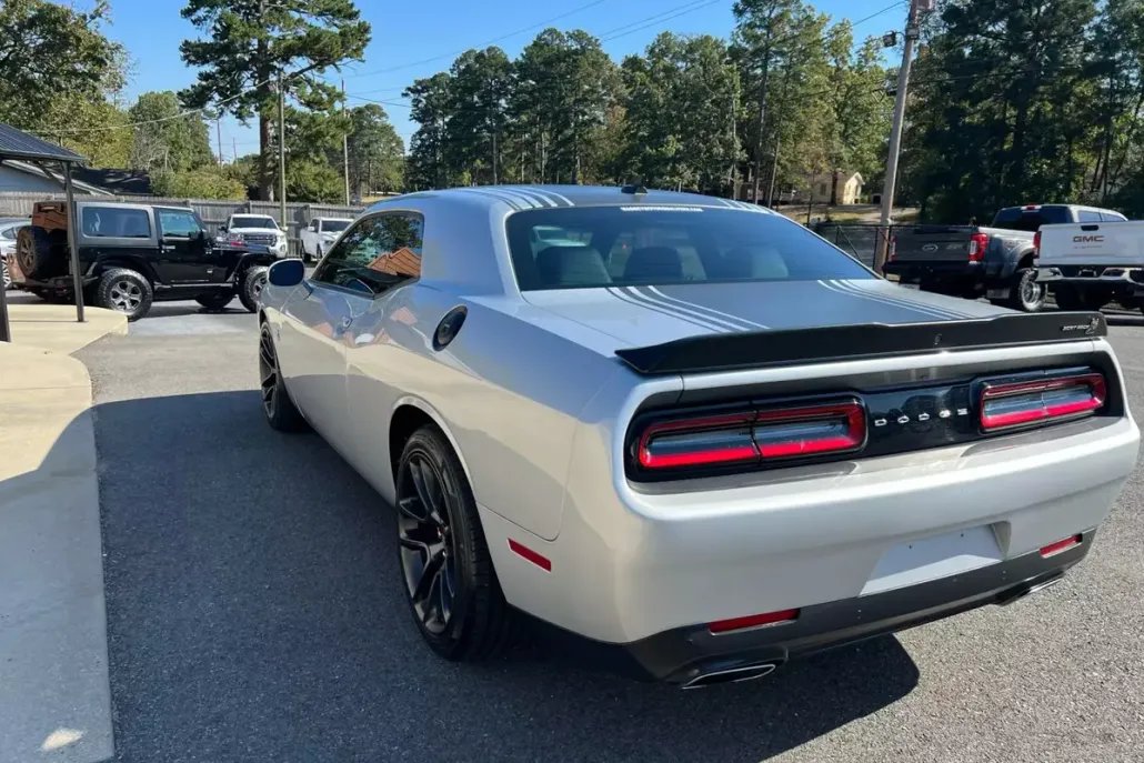 2021 Dodge Challenger R/T Scat Pack photo 1