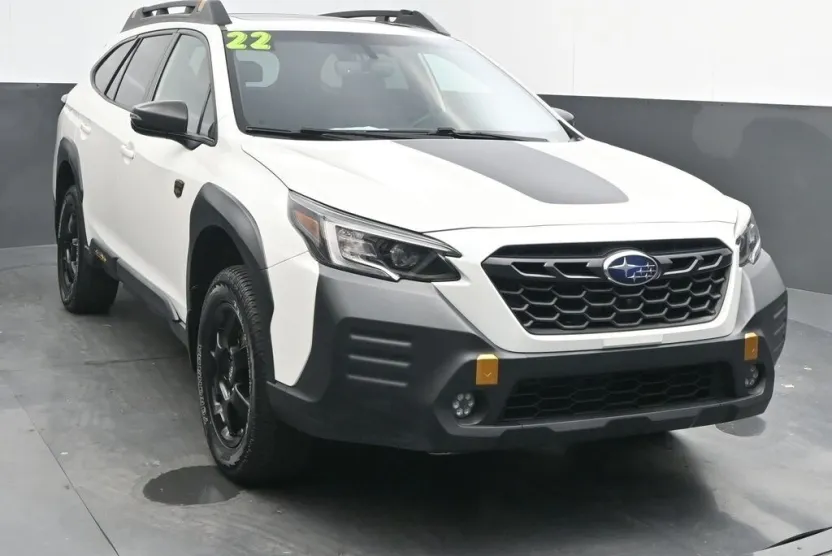 2022 Subaru Outback Wilderness photo 1