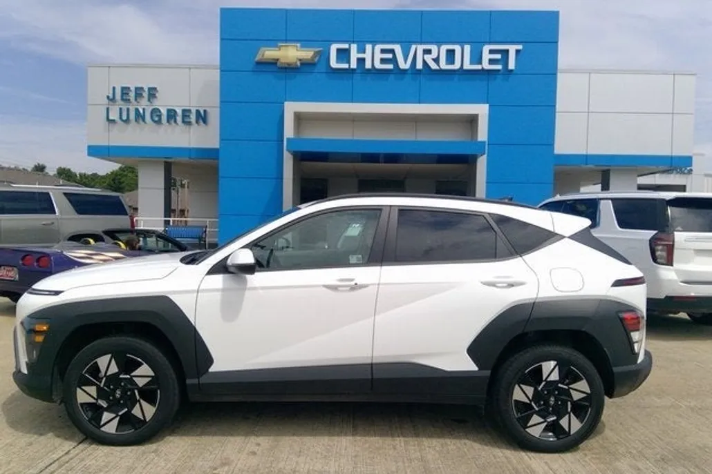 2024 Hyundai Kona SEL photo 1