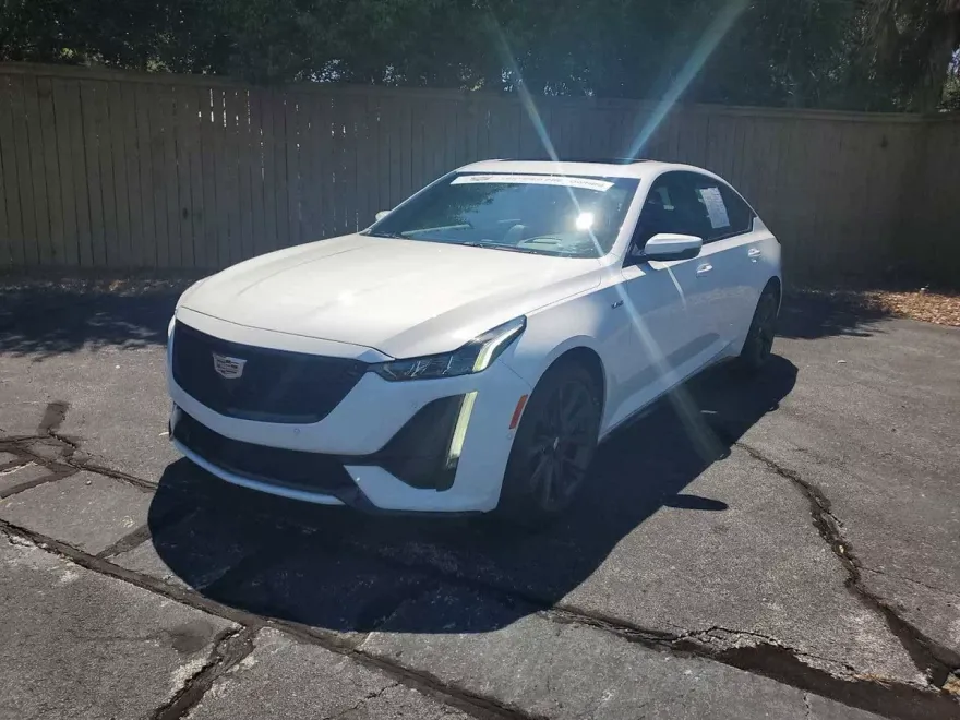 2021 Cadillac CT5 V photo 1