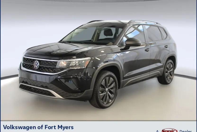 2023 Volkswagen Taos S photo 1