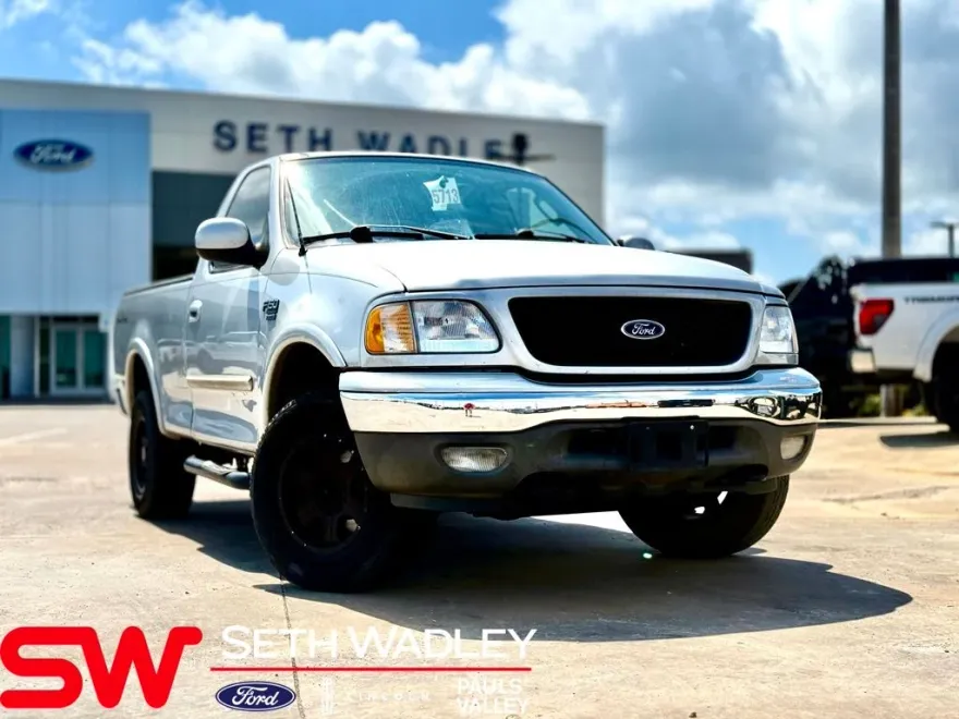 2003 Ford F-150 XLT photo 1