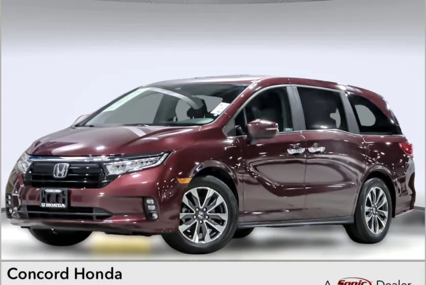 2021 Honda Odyssey EX-L photo 1
