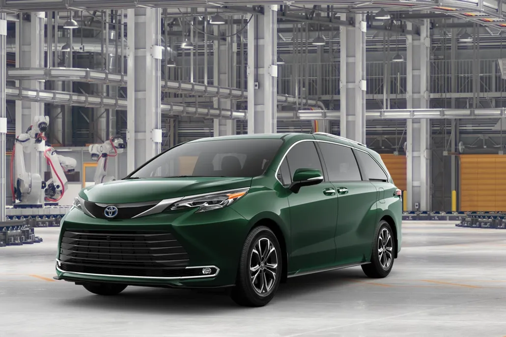 2025 Toyota Sienna Platinum photo 1