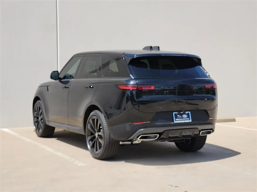 2025 Land Rover Range Rover Sport SE photo 1