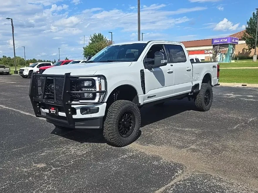 2025 Ford F-250 photo 1