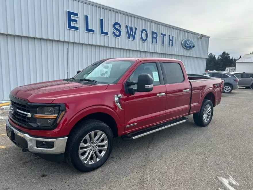 2025 Ford F-150 XLT photo 1