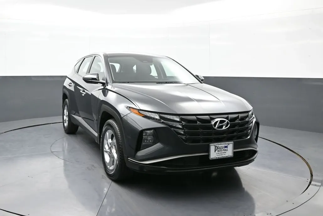 2022 Hyundai Tucson SE photo 1