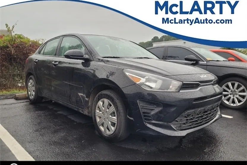 2022 Kia Rio LX photo 1