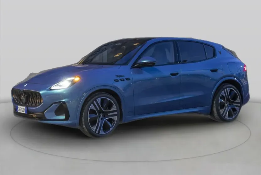 2025 Maserati Grecale photo 1