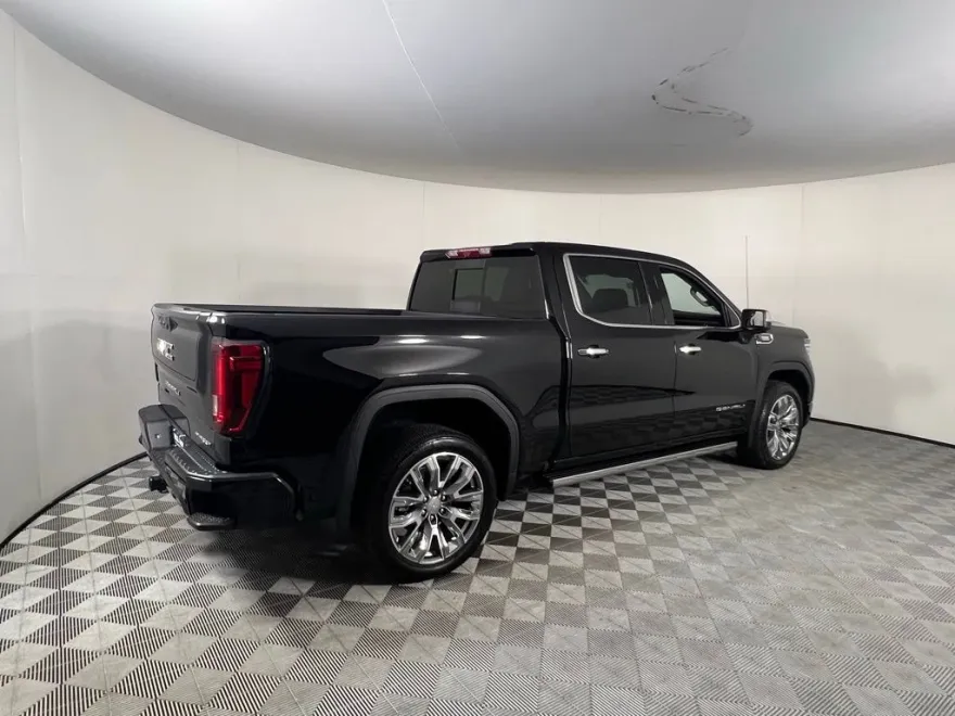 2024 Gmc Sierra 1500 Denali photo 2