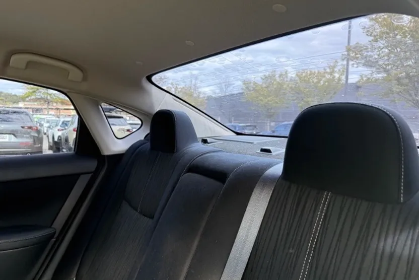 2016 Nissan Sentra SV photo 1