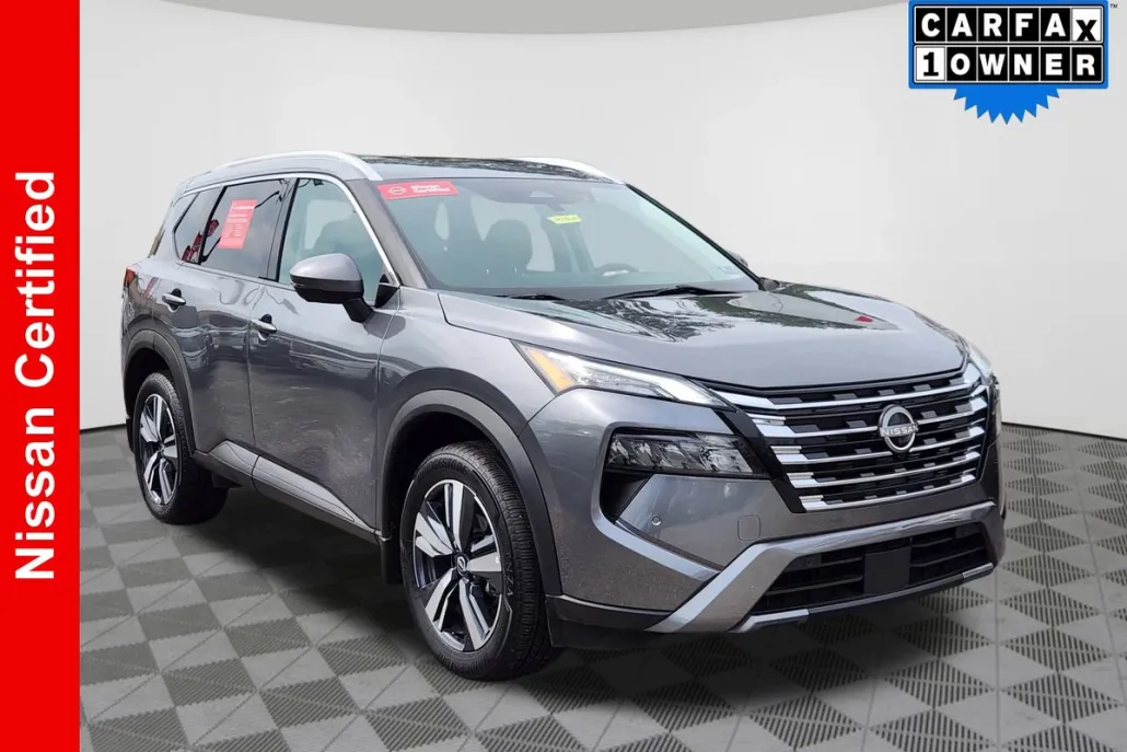 2024 Nissan Rogue SL photo 1