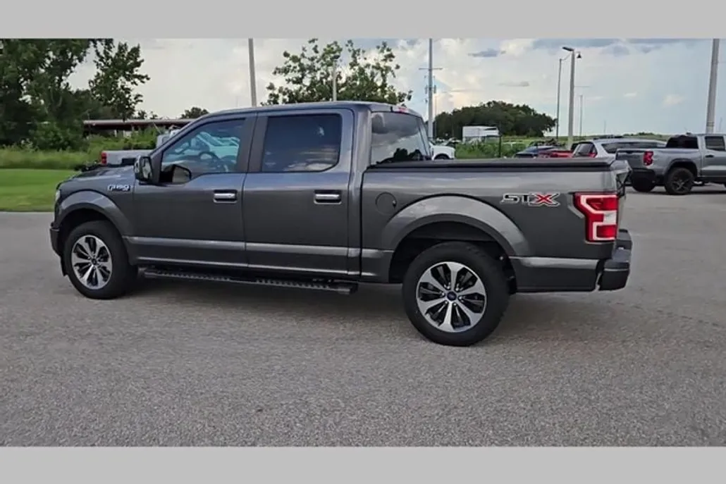 2023 Ford Explorer King Ranch photo 1