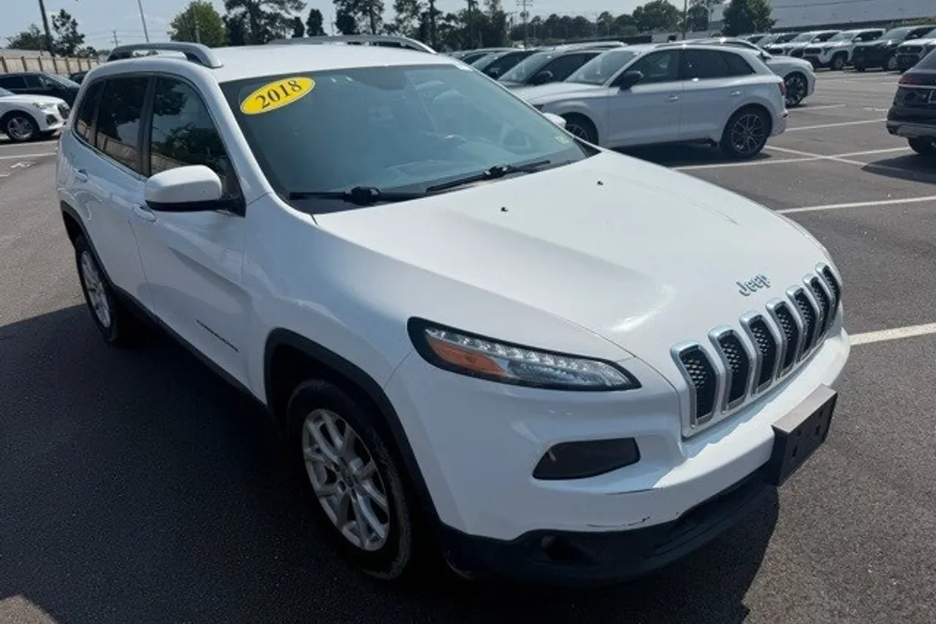 2018 Jeep Cherokee Latitude photo 1