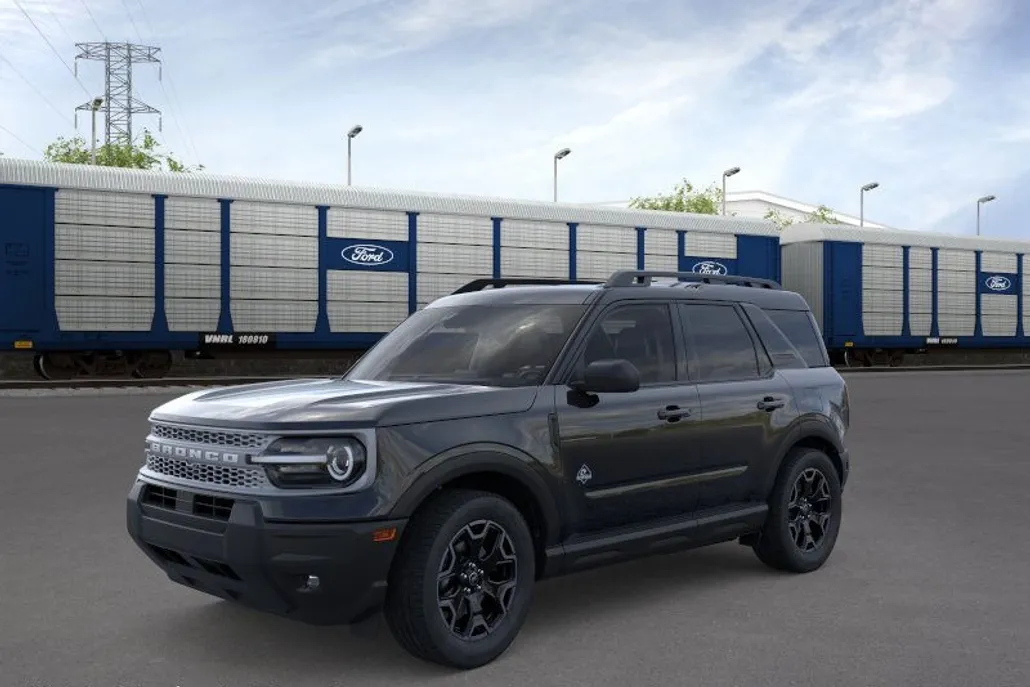 2025 Ford Bronco Sport Outer Banks photo 1