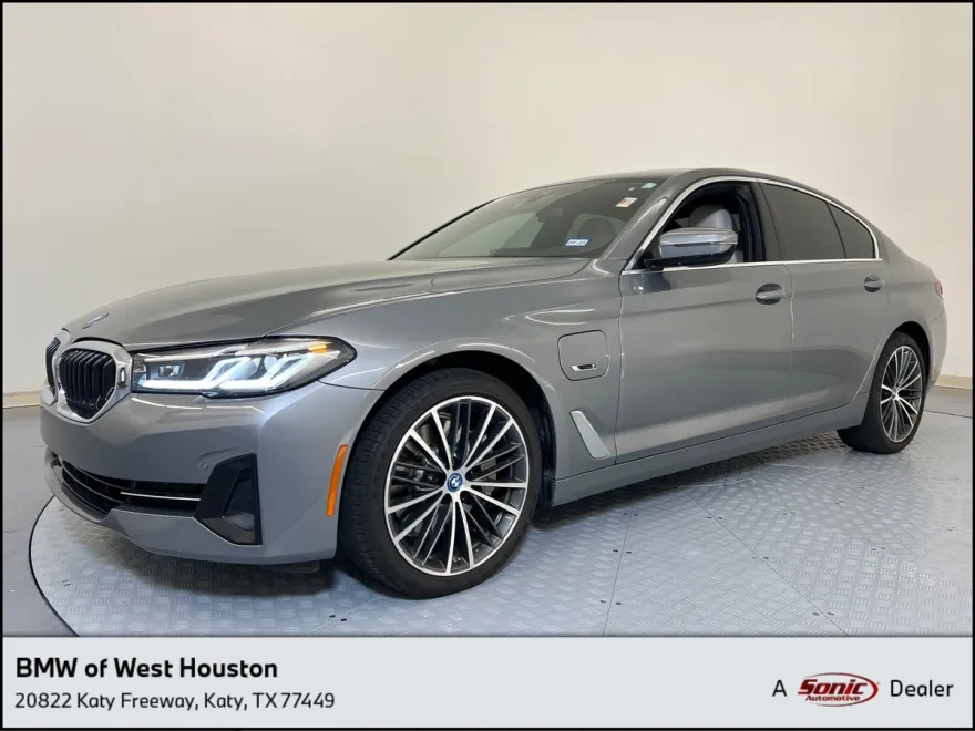 2023 Bmw 530e 5-Series photo 1