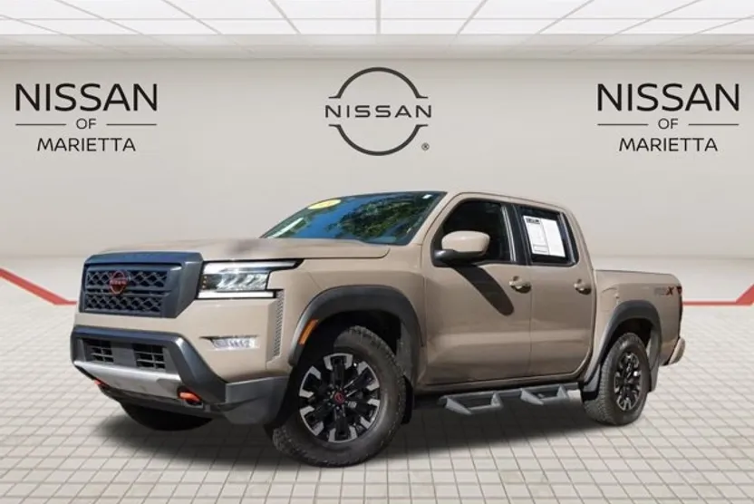 2024 Nissan Titan PRO-X photo 1