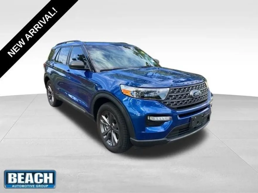 2021 Ford Explorer XLT photo 1
