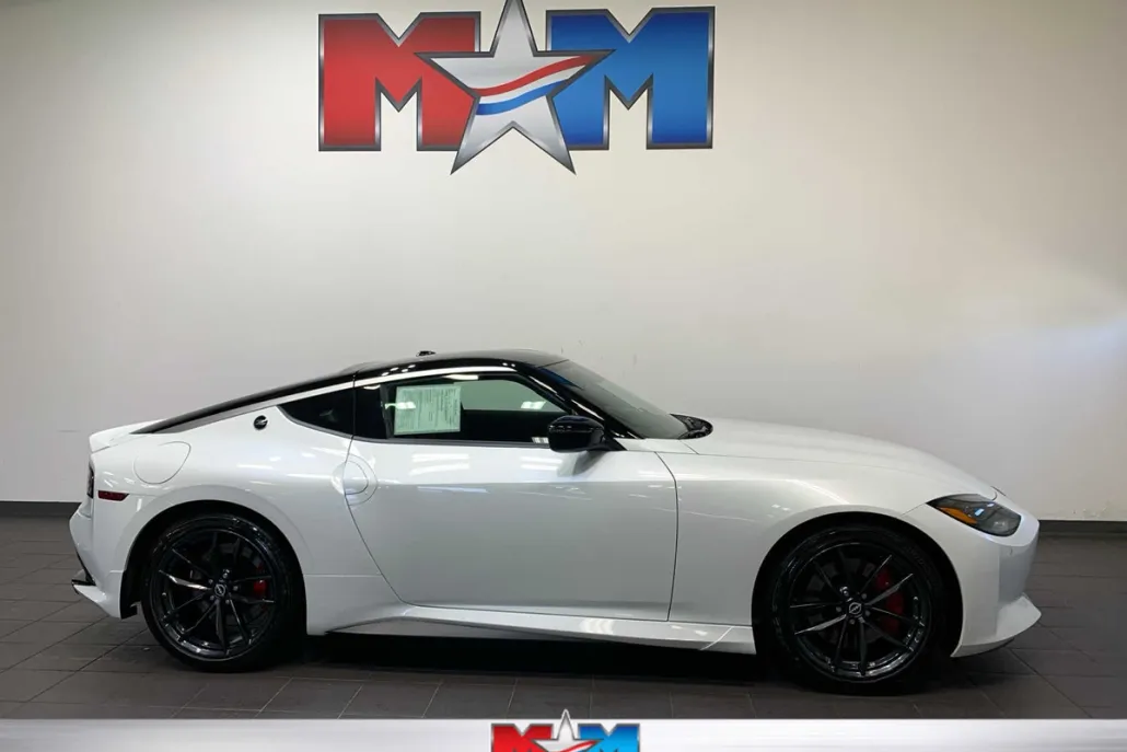 2024 Nissan Z Performance photo 1