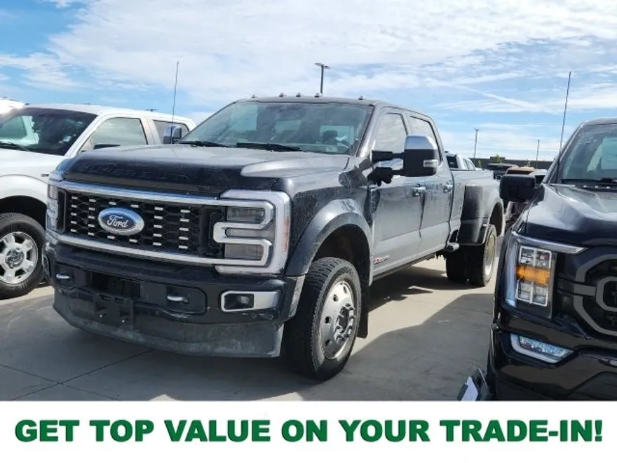 2024 Ford F-450 photo 1