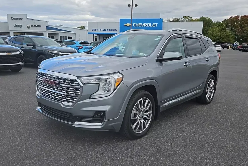 2023 Gmc Terrain Denali photo 1