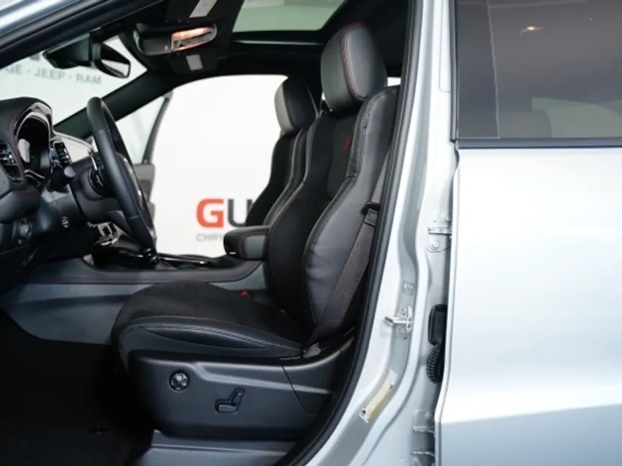 2025 Dodge Durango GT Plus photo 1
