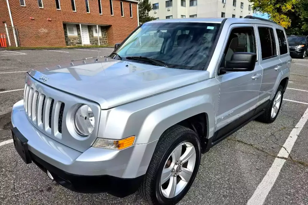 2013 Jeep Patriot Latitude photo 1