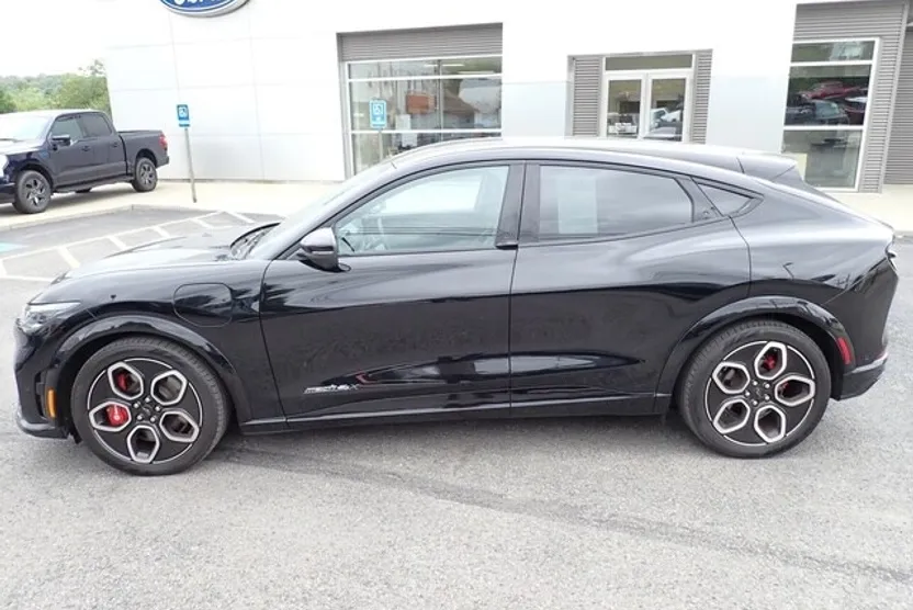 2024 Ford Mustang Mach 1 GT photo 1