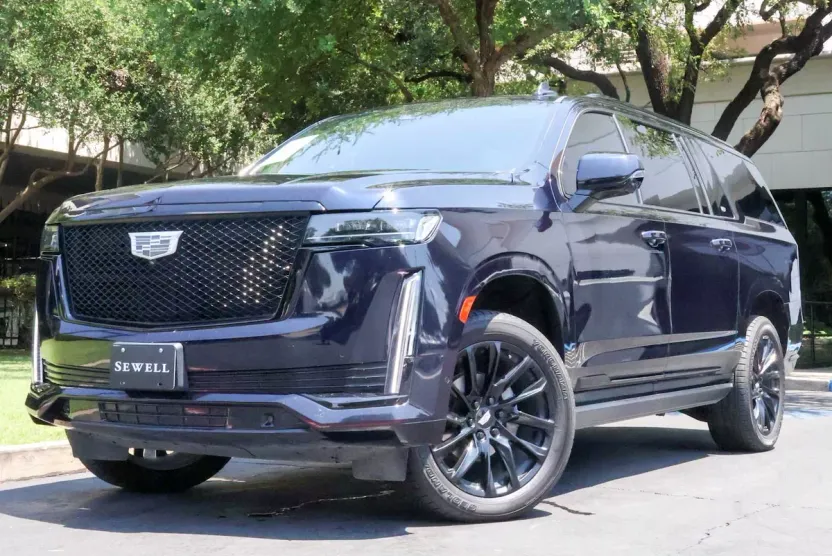 2021 Cadillac Escalade ESV Sport Platinum photo 1