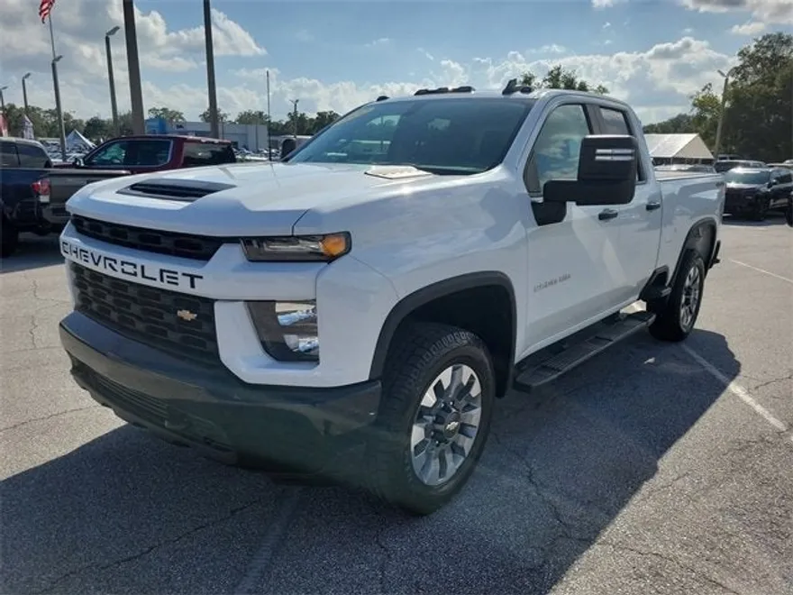 2022 Chevrolet Silverado 2500HD Custom photo 1