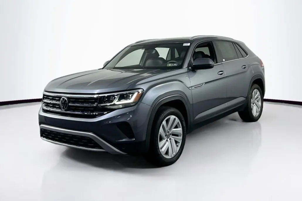 2022 Volkswagen Atlas Cross Sport V6 SE Technology photo 1