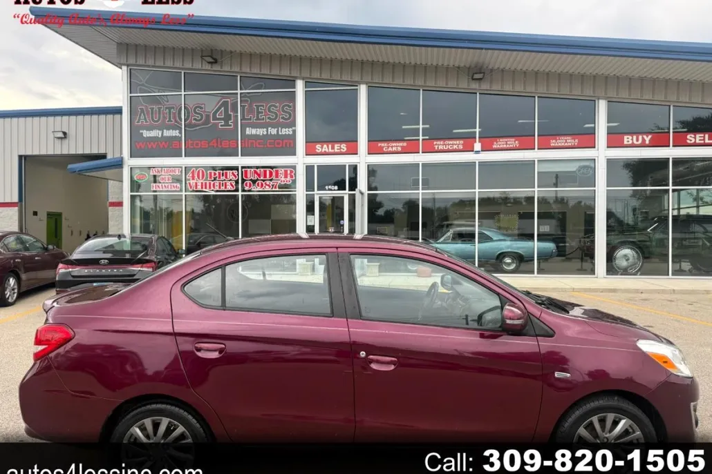 2017 Mitsubishi Mirage G4 SE photo 1