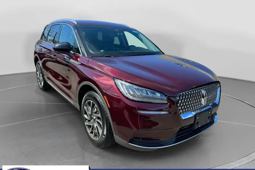 2021 Lincoln Corsair Standard photo 1
