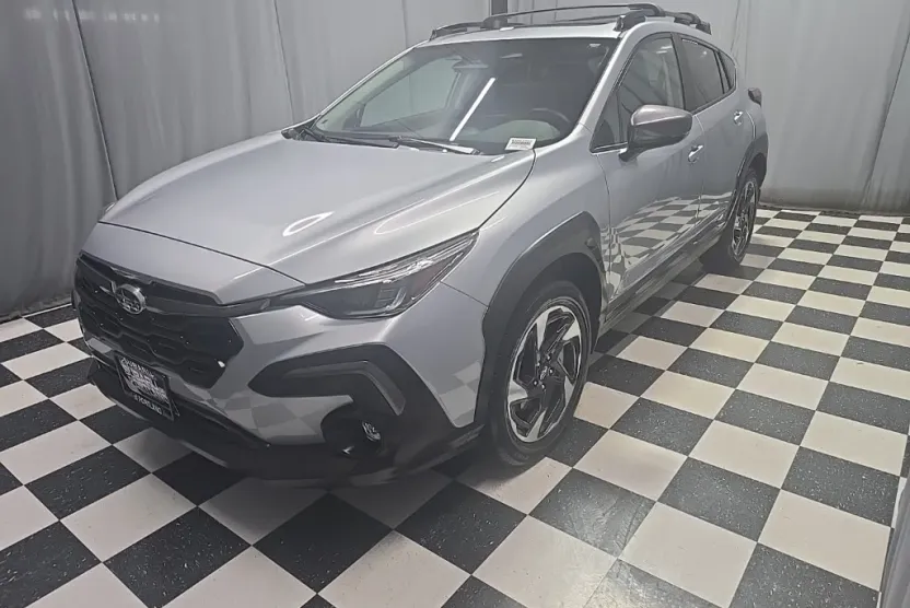 2024 Subaru Crosstrek Limited photo 1