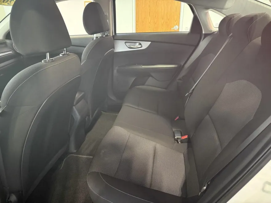 2023 Kia Forte LXS photo 12