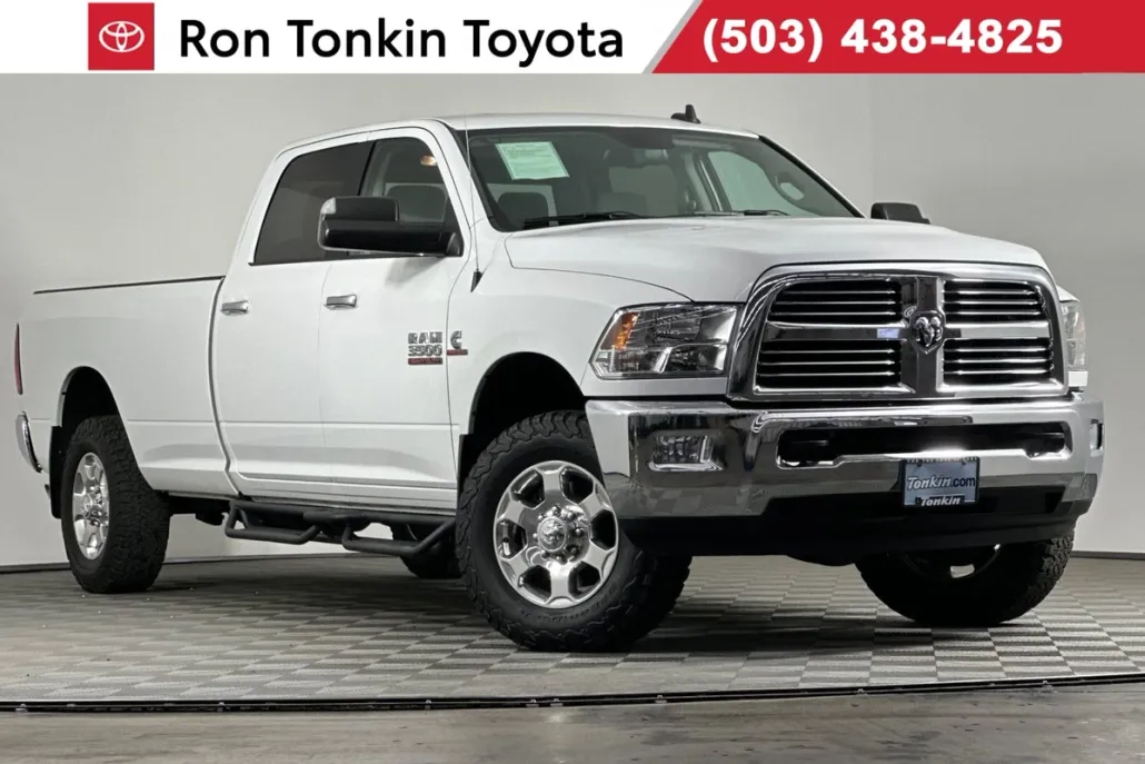 2018 Ram 3500 SLT photo 1