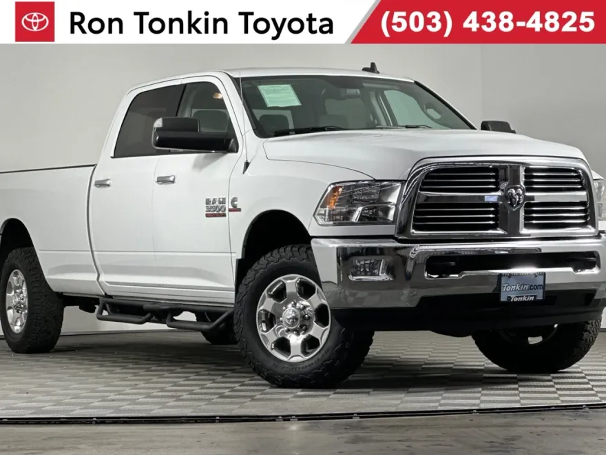 2018 Ram 3500 SLT photo 1