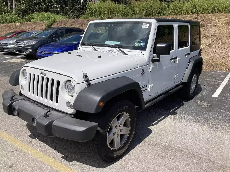 2017 Jeep Wrangler Unlimited Sport photo 1