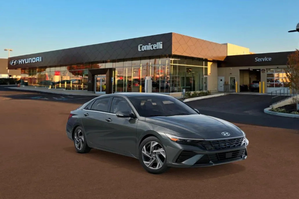 2025 Hyundai Elantra Limited photo 1