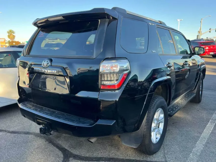 2024 Toyota 4Runner SR5 photo 1