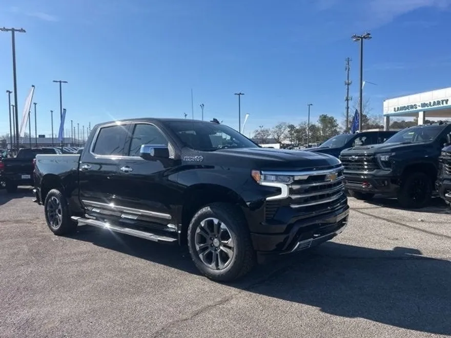 2025 Chevrolet Silverado 1500 High Country photo 1