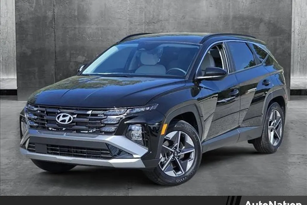 2025 Hyundai Tucson SEL photo 1