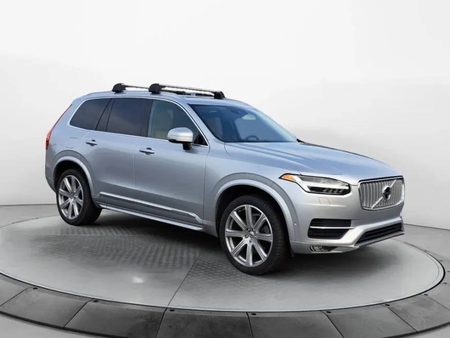 2016 Volvo XC90 T6 Inscription photo 1