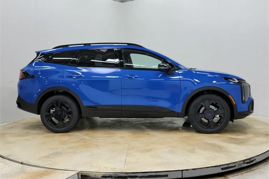 2026 Kia Sportage X-Line photo 1
