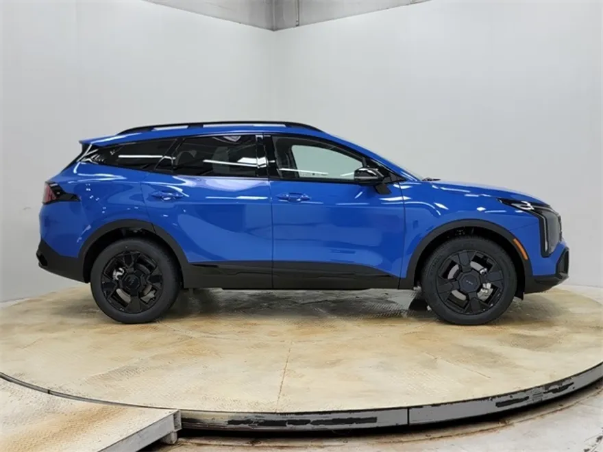 2026 Kia Sportage X-Line photo 1